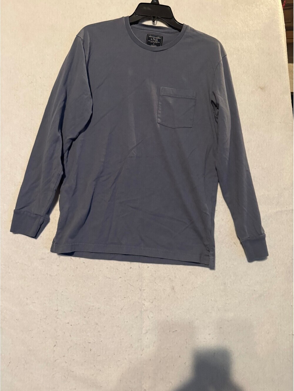 Abercrombie & Fitch Long Sleeve Pocket T-Shirt Size S